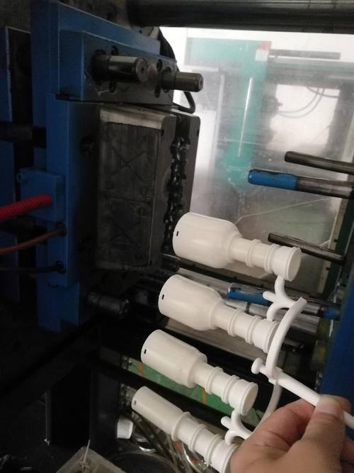 选择专业注塑加工厂 从金属制品定制到数控钣金折弯的一站式服务